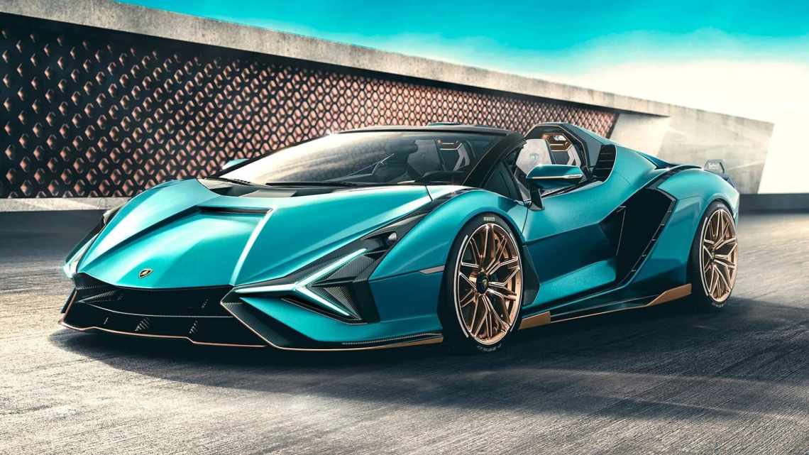 Новую Lamborghini рассекретили до премьеры