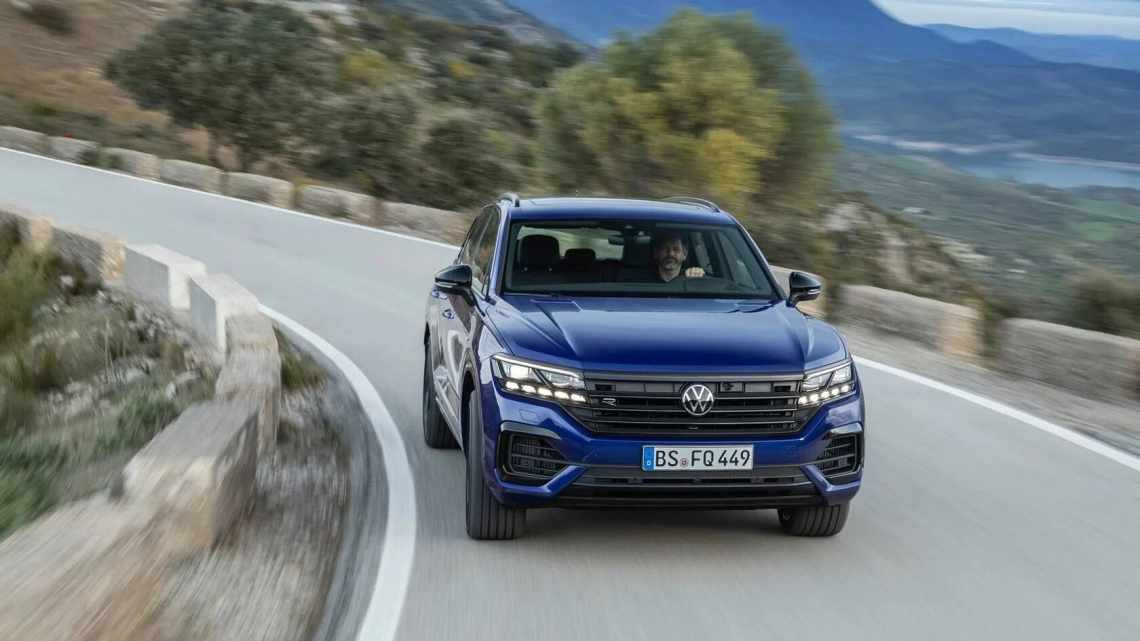 Новый VW Touareg стал больше, легче и технологичнее