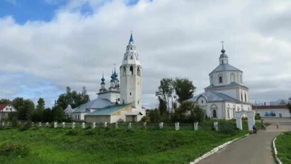 Храмовый комплекс в поселке Рамешки