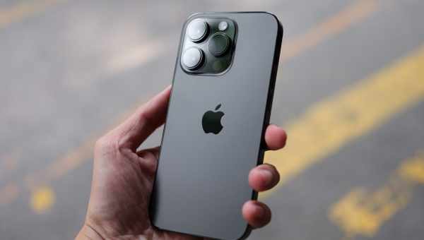 У владельцев iPhone X снова проблемы