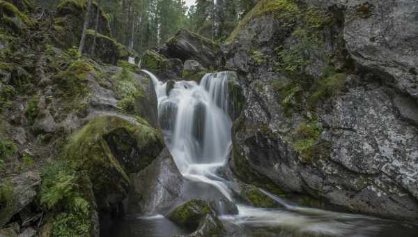 Водопад Йеловарник