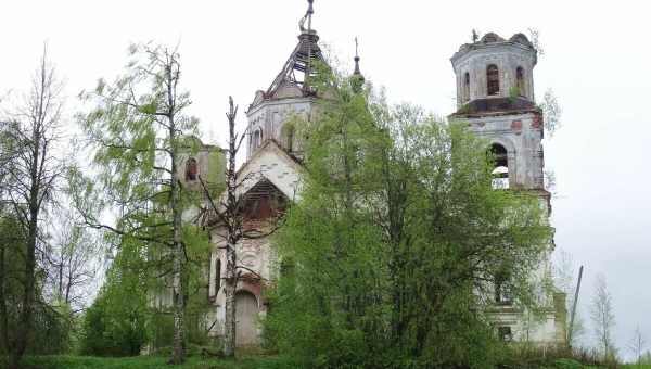 Руины церкви Св. Николая